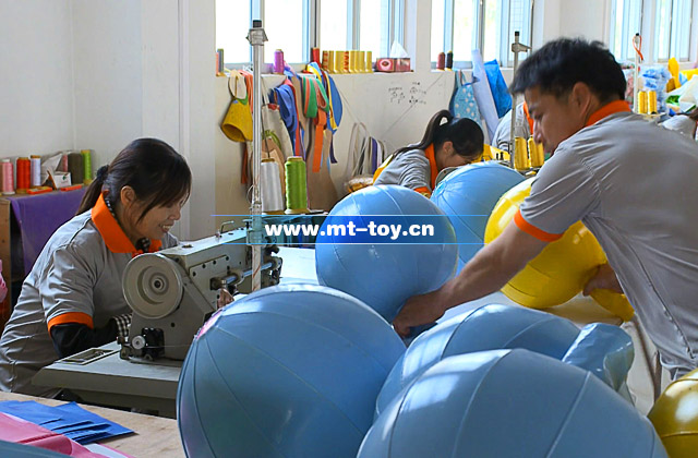 爱飞儿童游乐设备工厂一角图片7