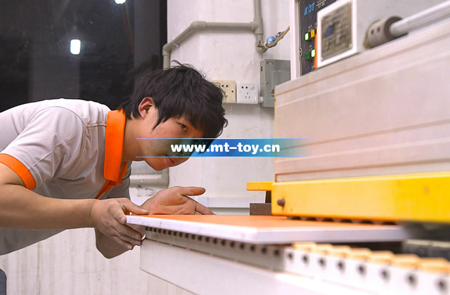 爱飞儿童游乐设备工厂一角图片12